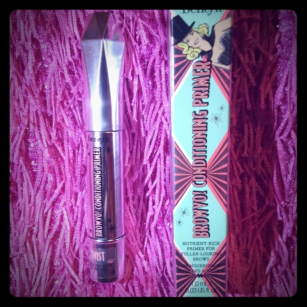 New Benefit Cosmetics
Browvo Conditioning Primer